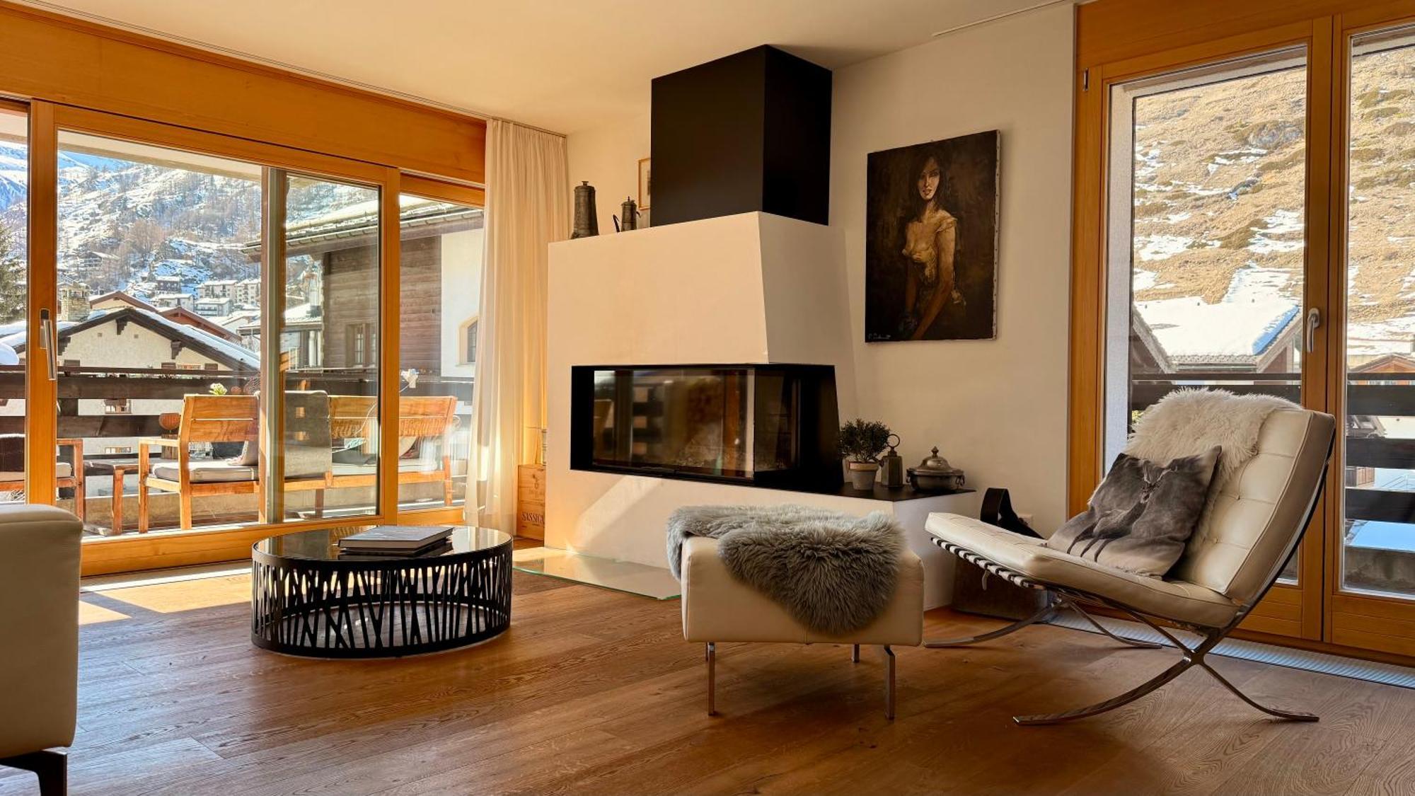 Stylish Home With Matterhorn View In The Center Zermatt Exterior photo